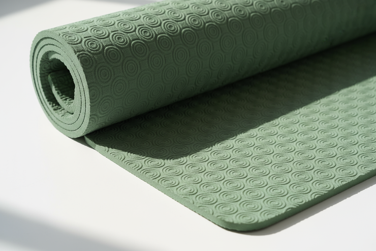 Home fitness equipment yoga mat